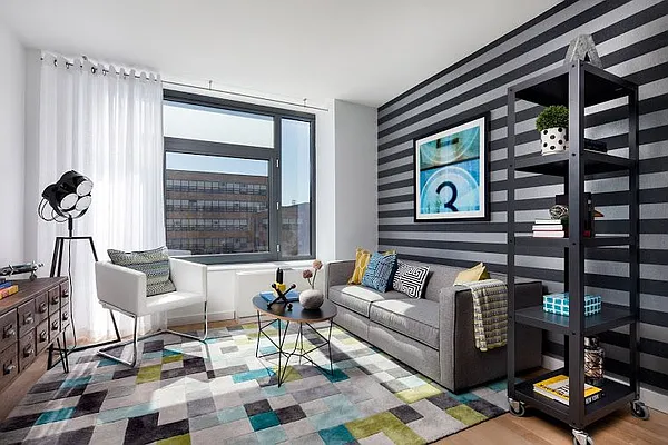 Rented by Greystar | media 21