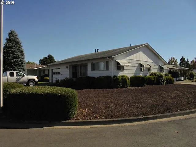 2218 Country Club Ter photo 1