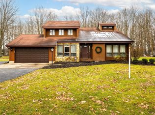 11651 Robson Rd, Grafton, OH 44044