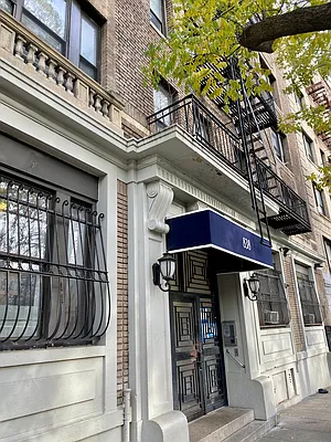 Rented by Hagstrom Management Inc | media 25