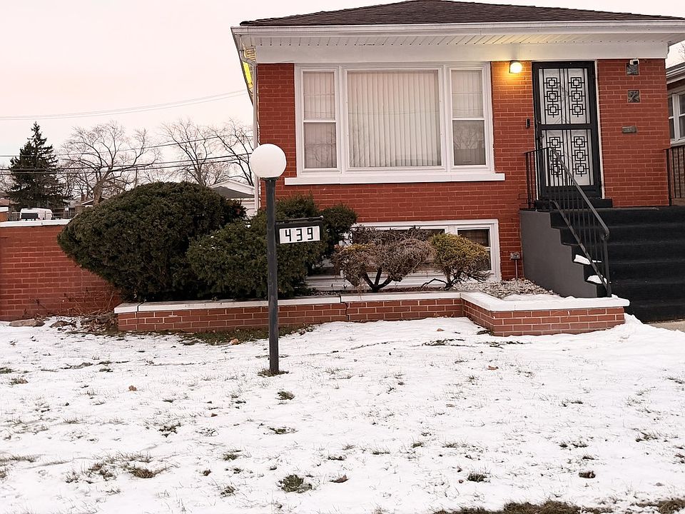 1st image of 439 W 96th Pl
