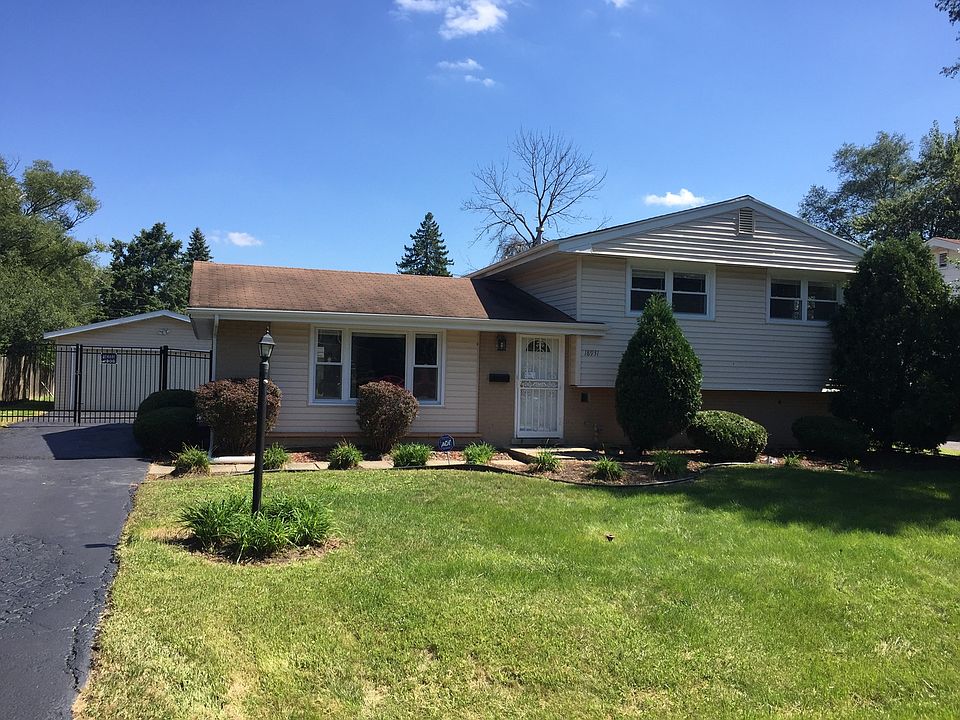 1st image of 18931 Loras Ln