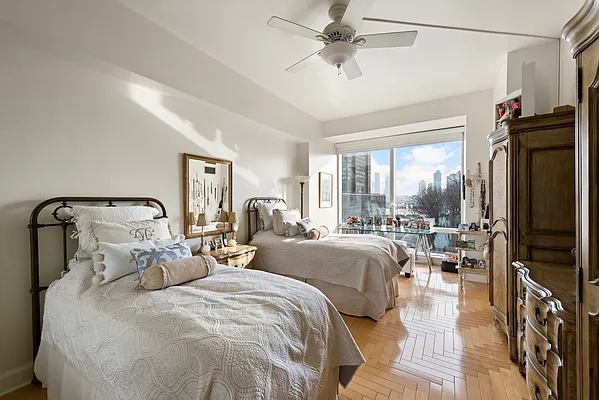 Sold by Compass | media 3