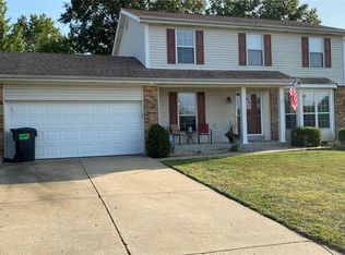 1021 Harvest Home Cir, Saint Charles, MO