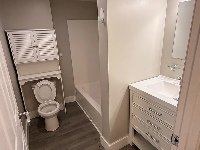 187 Beach St #1 — Photo 19
