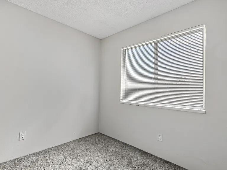 Pinon Place Apartments — Photo 25