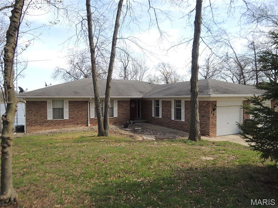 1st image of 14 Denzel Dr