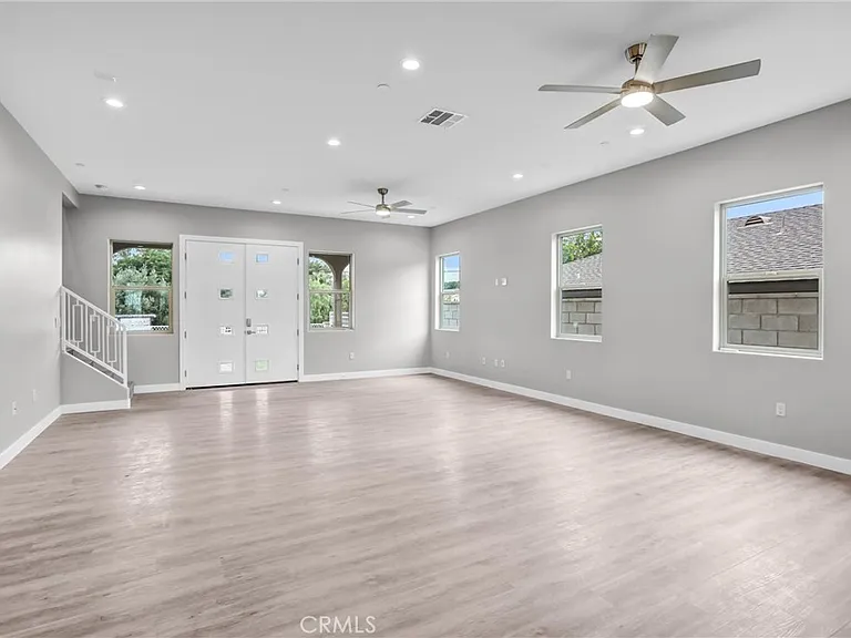 8058 Galena St — Photo 2