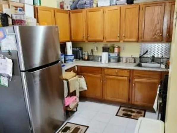 646 East 103rd Street image 4 of 13