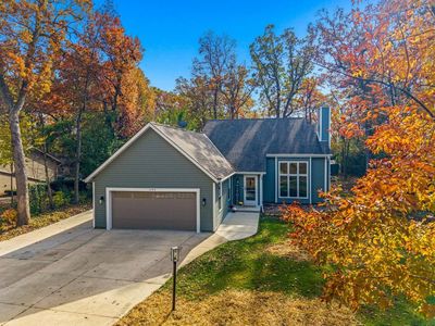 1298 Wilderness TRAIL, Delafield, WI, 53018