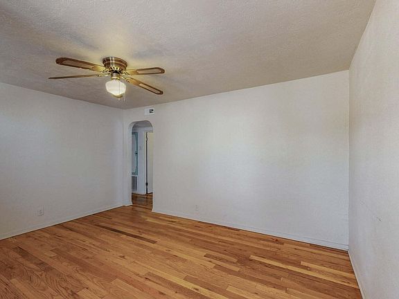 5th image of 318 Gene Ave NW