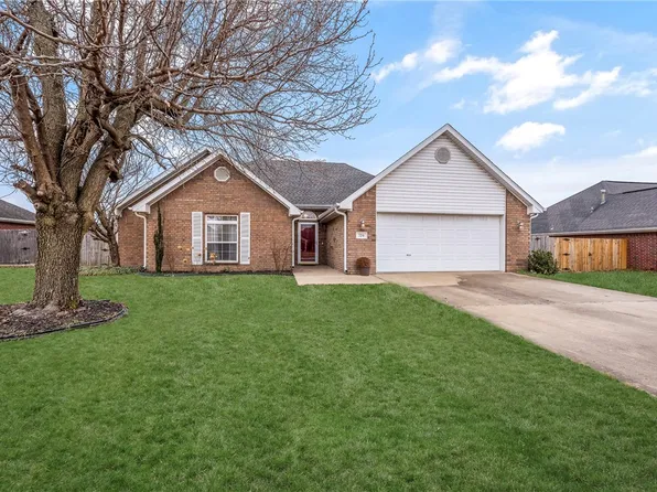 724 Colley St, Lowell, AR 72745