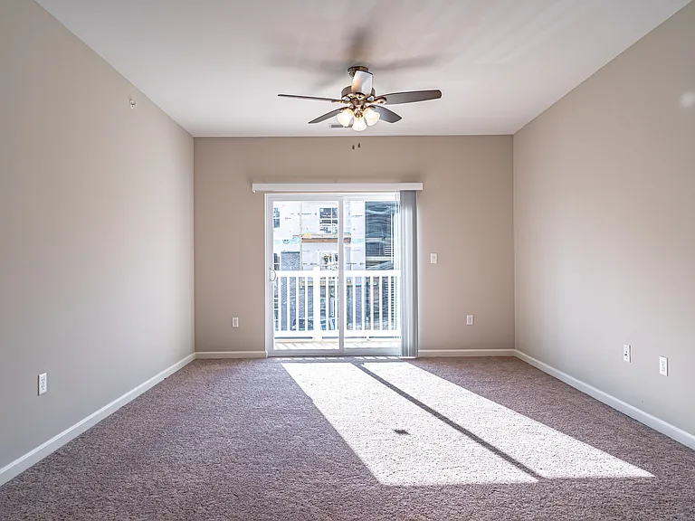 Saddlebred Park Apartments — Photo 15