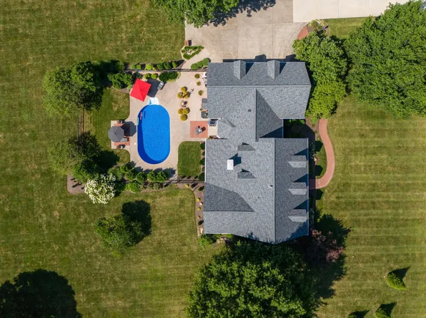 1030 Wil Rose Ln, Versailles, KY 40383