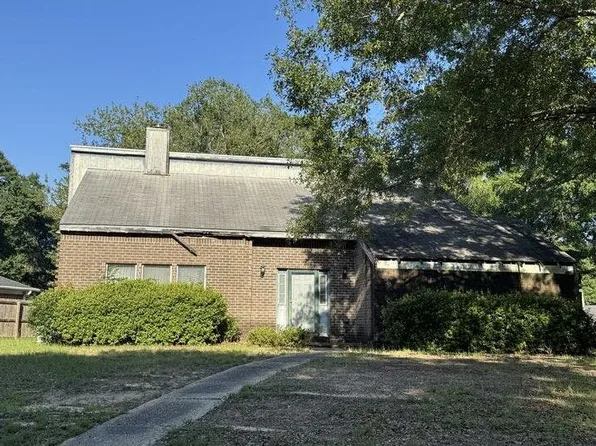 1281 Palmetto Ct, Mobile, AL 36695