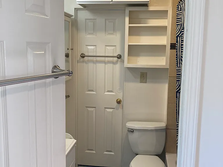 1908 Bellevue Ave — Photo 12