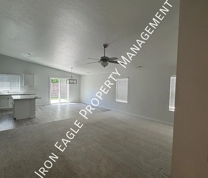 4363 W Sunny Cv — Photo 7