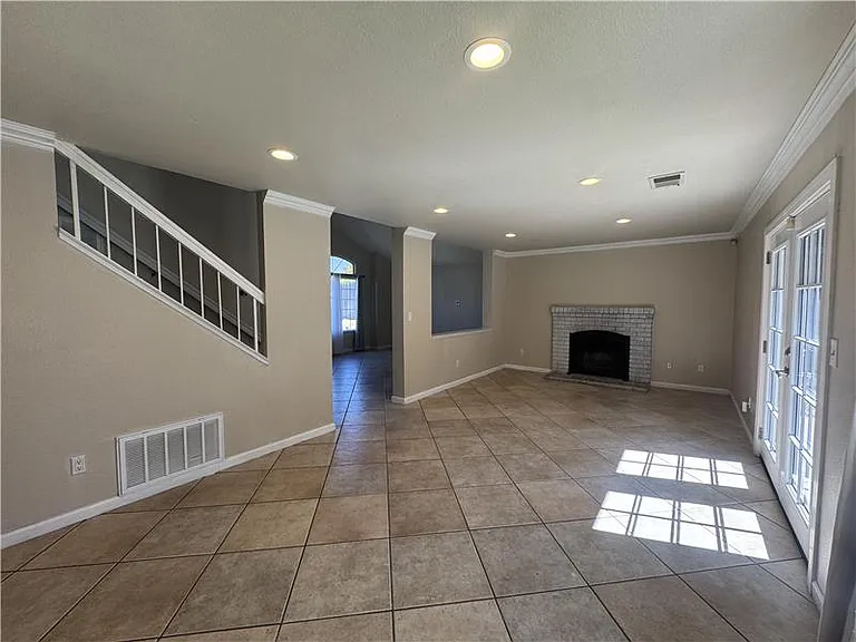 4109 Richard Way — Photo 6