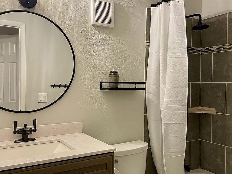2479 S Xanadu Way #B — Photo 20
