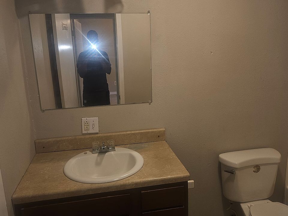 1st image of 44321 Simpson Pl