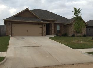 801 S Howard Ave, Moore, OK 73160