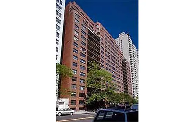 Sold by Douglas Elliman | media 12