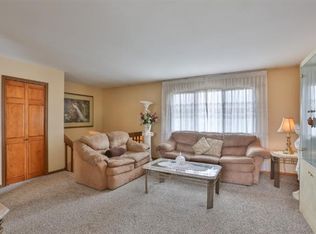 1401 W 97th Ave, Crown Point, IN 46307