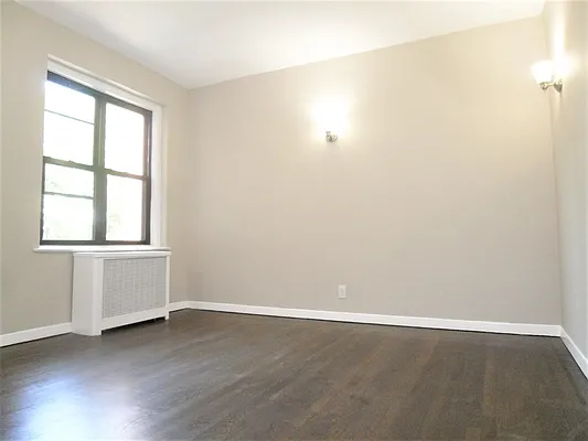 Sold by Century Homes Realty Group LLC | media 21