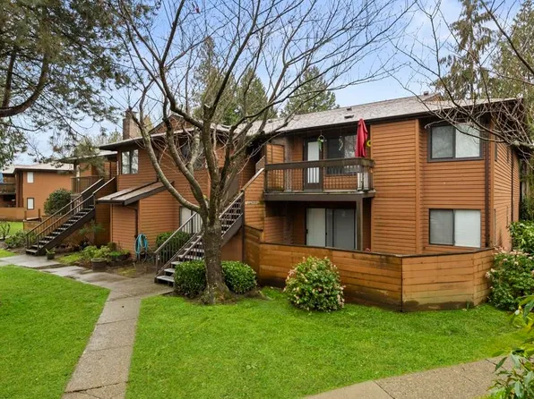 10620 150th St #2207, Surrey, BC V3R 7K2