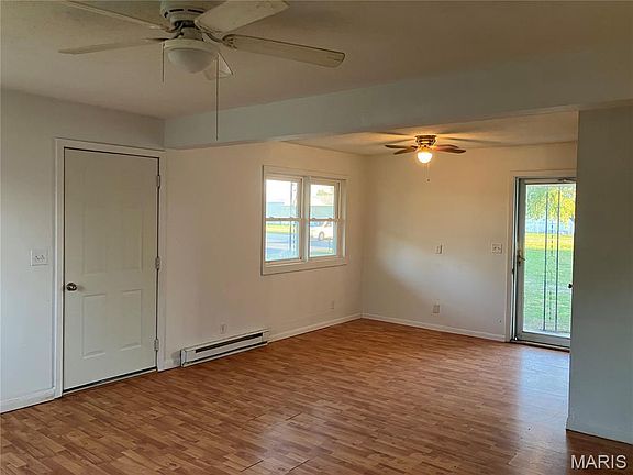 4th image of 203 Russell Ave