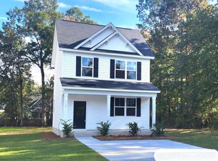 110 Young Dr, Summerville, SC 29483