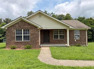 60 Shirley St, Berea, KY 40403