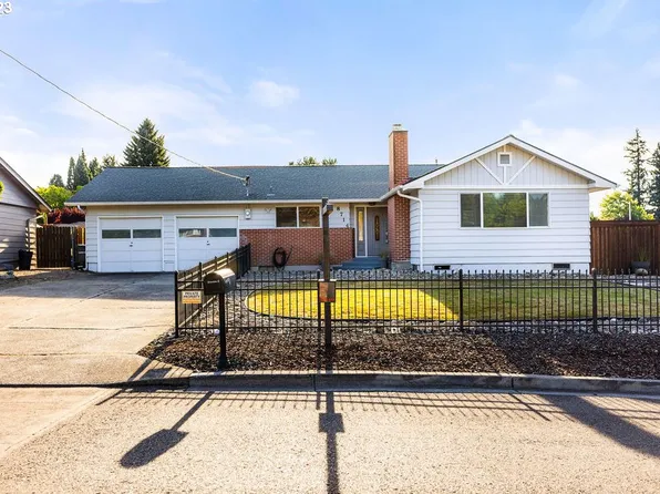 8714 NE 27th Ave, Vancouver, WA 98665