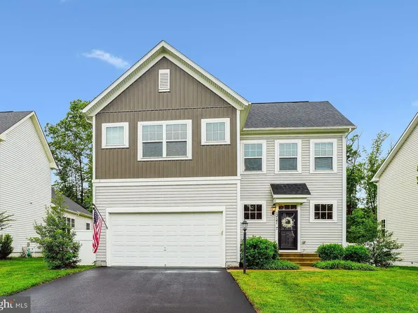 12141 Aster Rd, Bristow, VA 20136