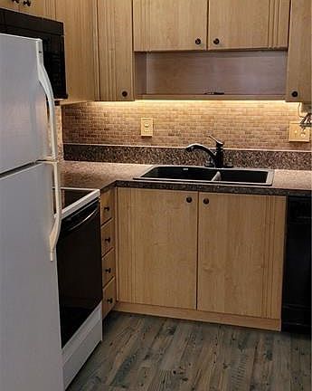 2nd image of 2600 SE Ocean Blvd APT A4