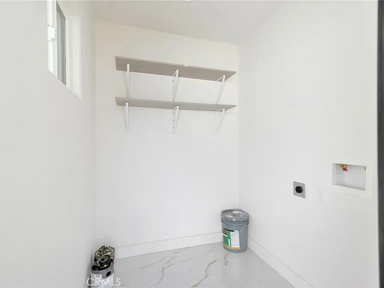 6208 Beeman Ave — Photo 21