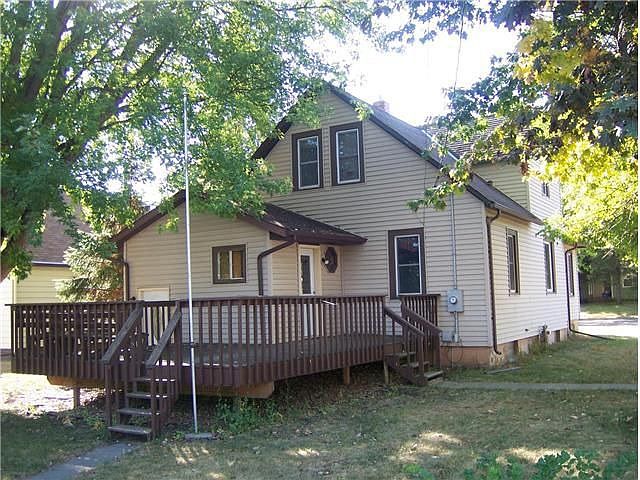 2nd image of 1605 10th St E