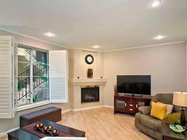 7100 La Tijera Blvd APT D102, Los Angeles, CA 90045