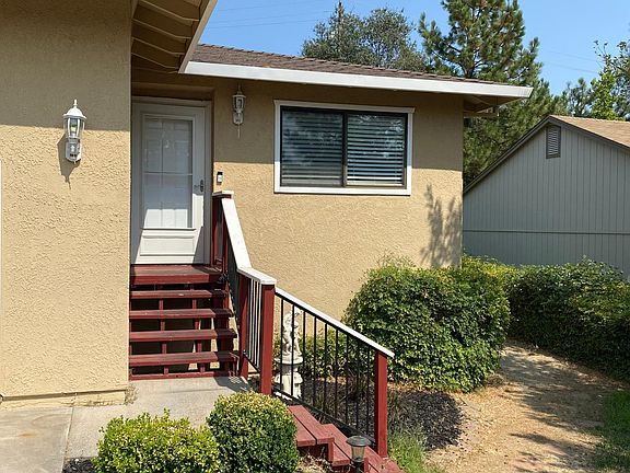 2nd image of 23173 Lone Pine Dr