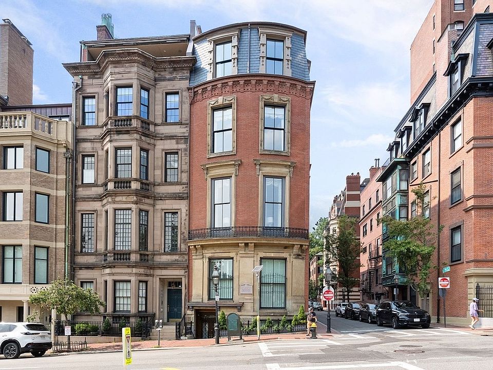 1st image of 50 Beacon St APT 4