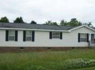 2323 Springdale Dr, Newton, NC 28658