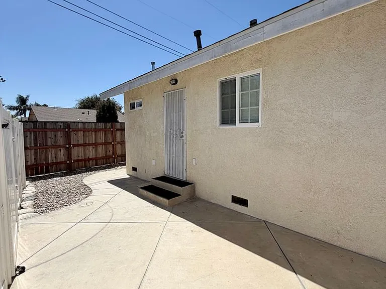 3502 Nyeland Ave — Photo 9