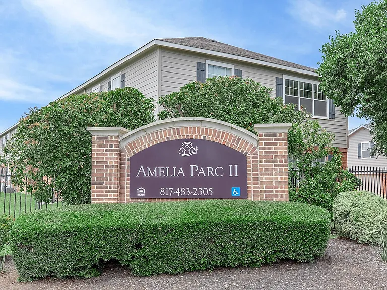 Amelia Parc Sr II — Photo 53