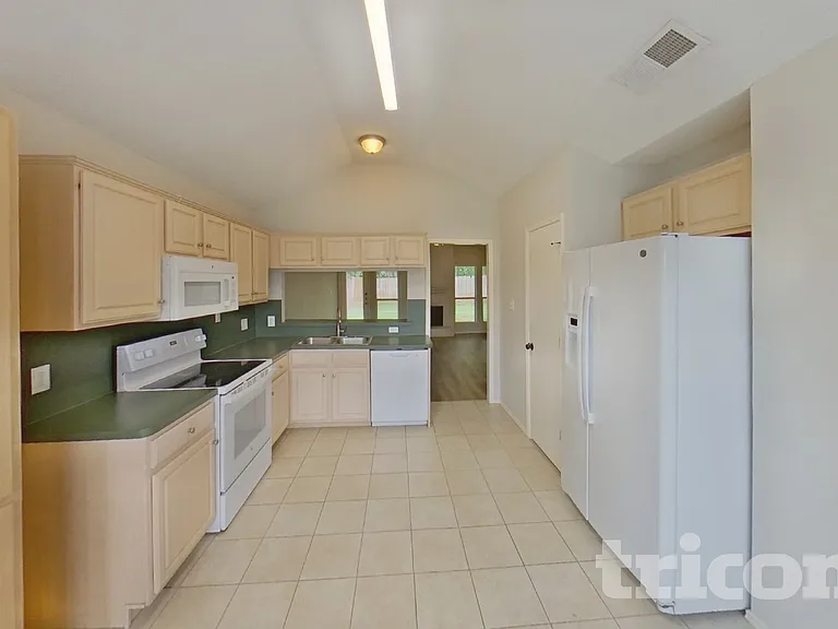 757 Dema Ln — Photo 5