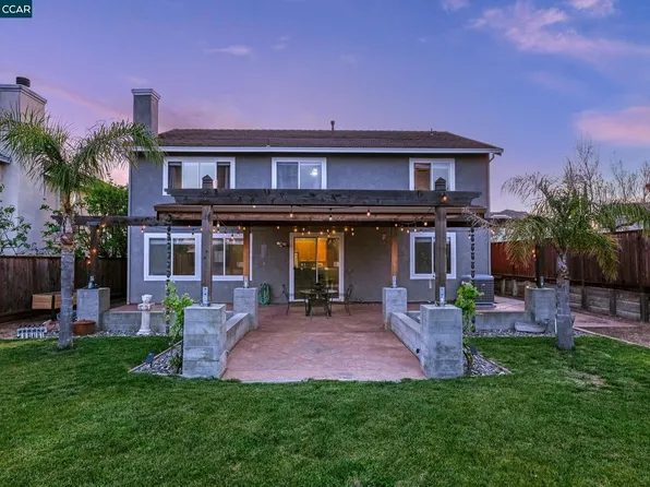 12 Quartz Ct, Pittsburg, CA 94565