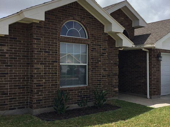 4th image of 2228 Concord Pl