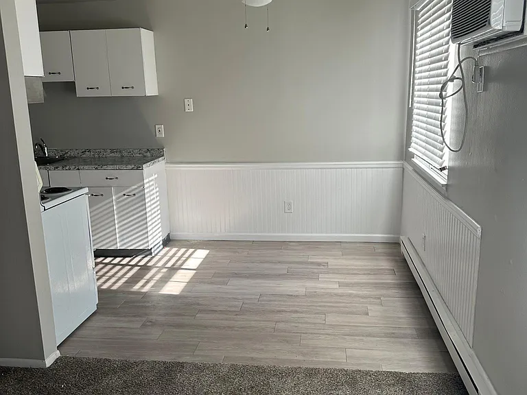 Mulberry Row Apartments — Photo 9