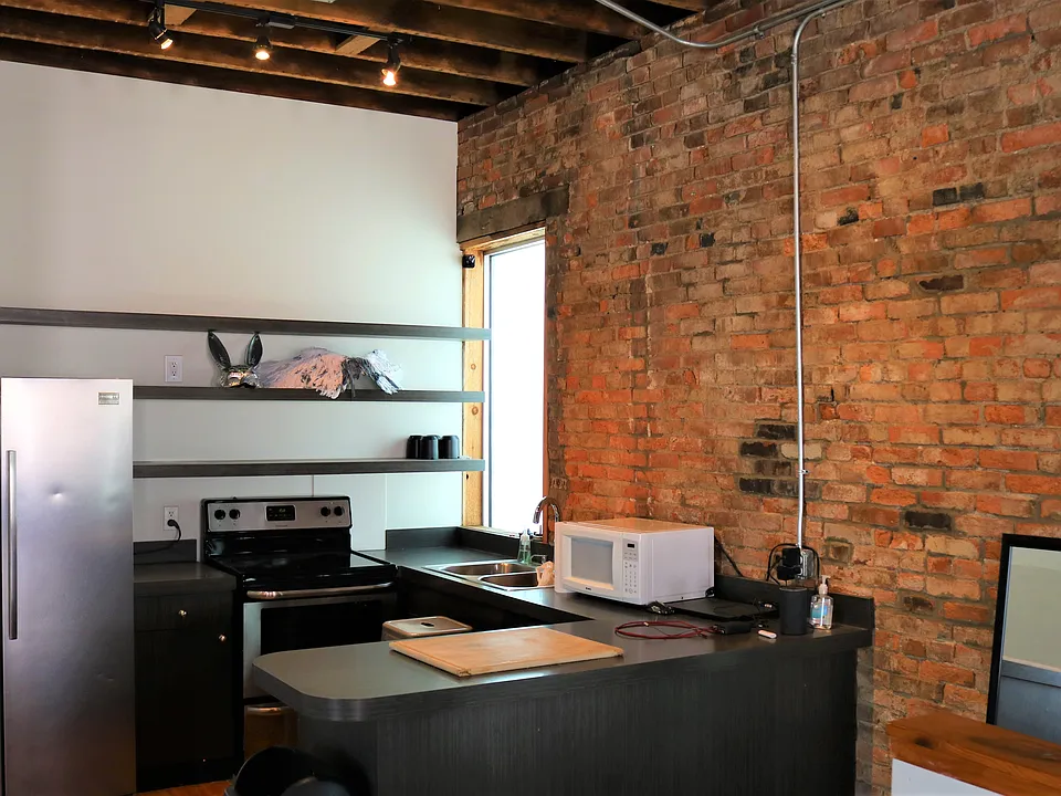 378 E Main St #378