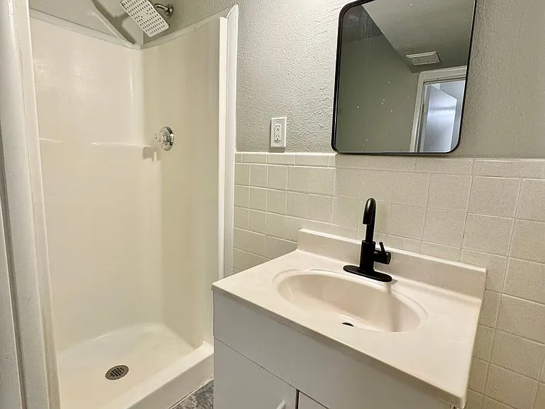 705 Sunrise Ave — Photo 31