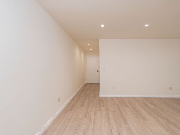 2nd image of 1007 E Lomita Ave APT 213